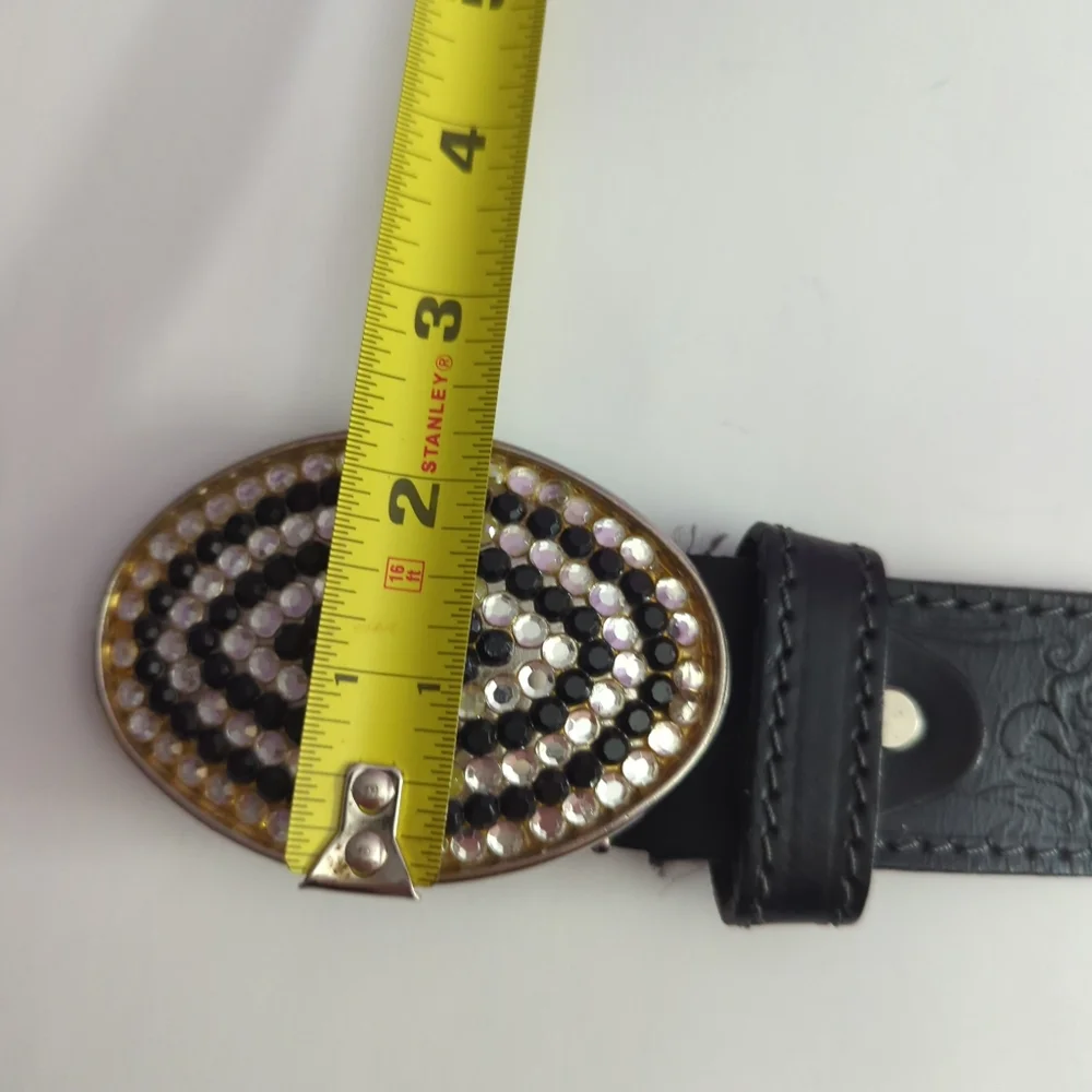 Vintage Leather Western Belt With Diamond and Black Color Rhinestone Loo…